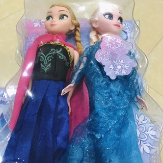 2 búp bê elsa