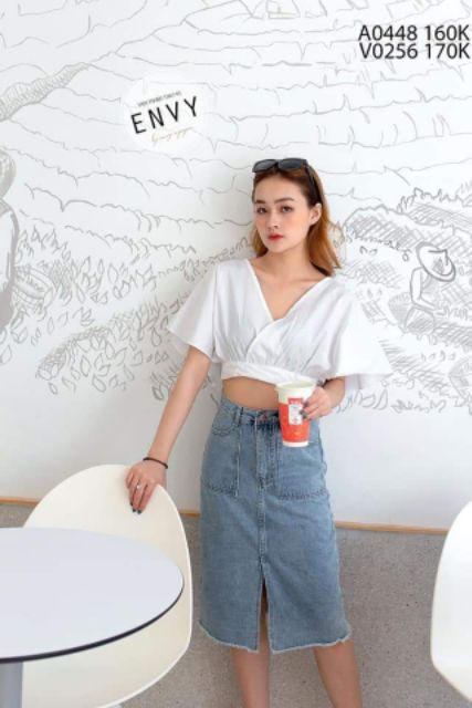 Chân váy jean xẻ trước | BigBuy360 - bigbuy360.vn