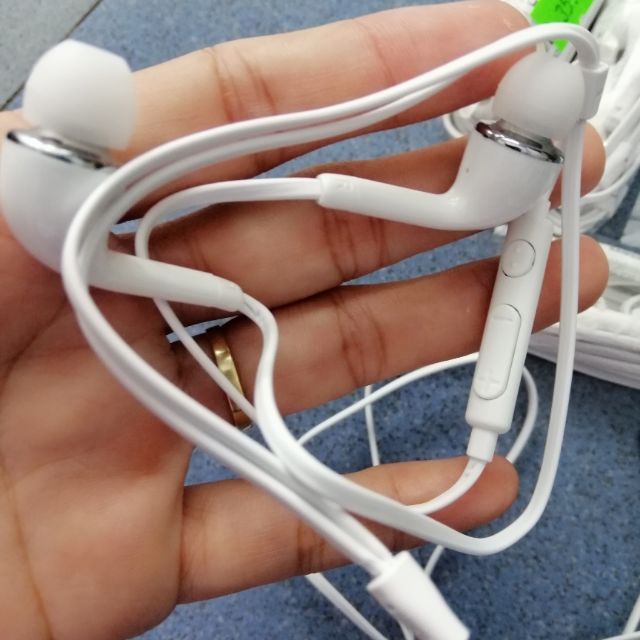 Tai nghe J5 jack 3.5 thích hợp cho cái dòng điện thoại j3/j5/j7pro/j7plus/j5 prime/J7prime