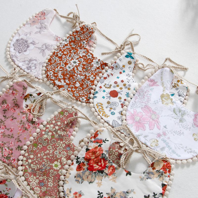 Yếm Ăn Phối Ren Chống Thấm Nước In Họa Tiết Hoa Xinh Xắn Cho Bé Gái