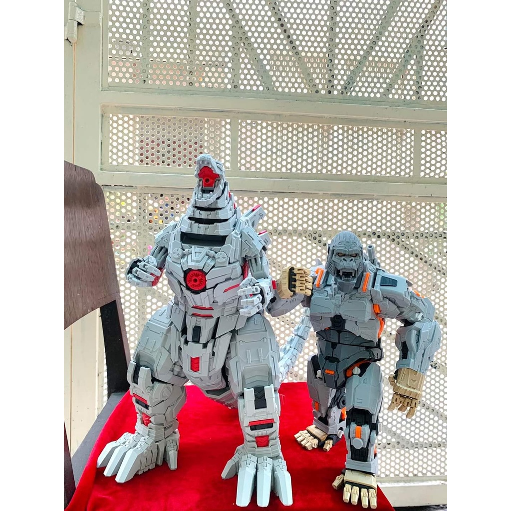 Mô hình quái vật Kingkong và Godzilla trong phim 2021