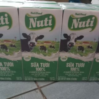 Sữa tươi Nutifood hộp 180ml