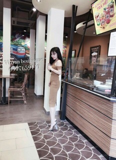 đầm ôm body hở vai