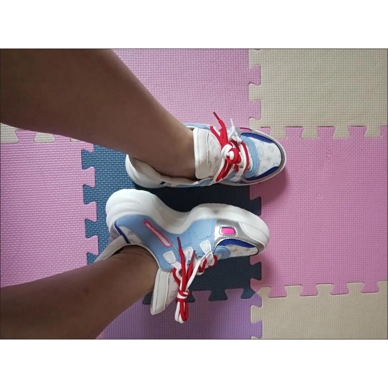 Giầy thể thao sneaker nữ đế cong