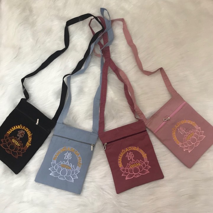 Túi Đeo Đi Chùa Nhí Nhỏ Xinh, 5 Màu Lựa Chọn, Đựng Được Tiền Và Điện Thoại, kích thước 15x19cm Vô Cùng Tiện Lợi