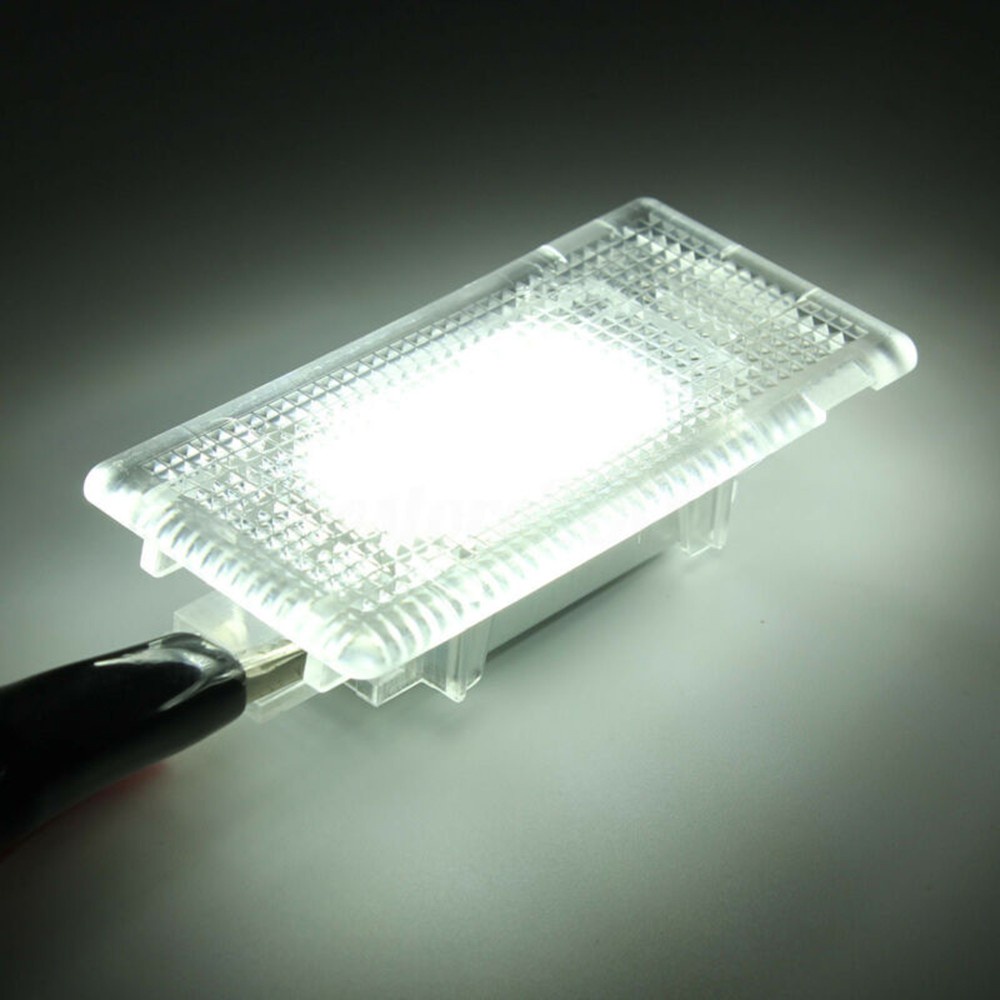 Hộp Đựng Găng Tay 24 Bóng Led Gắn Cốp Xe Hơi BMW E90 E92 E66 E39