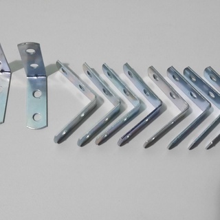 ke góc sắt bản mini nhỏ 4 lỗ (3.5x3.5x1.3 cm :10 cái)