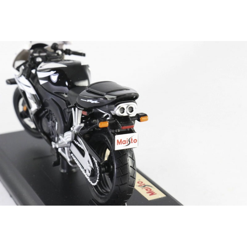 XE MÔ HÌNH - MOTO Honda CBR1000RR Đen Trắng - MAISTO tỷ lệ 1:18