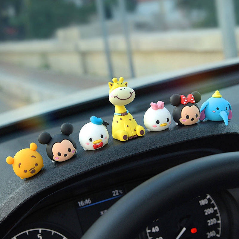 Car Decoration 2022 New Car Interior Decoration Supplies Collection Cute Vehicle Center Console Little Doll Unisex Car Decoration Nội thất xe hơi GQUT