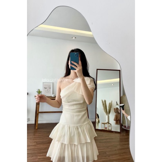 (SẴN) Đầm xòe lệch vai TK1