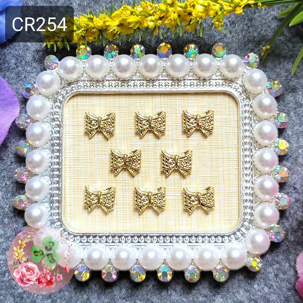 Mã CR254 . Charm kim loại đính đá trang trí móng siêu xinh.