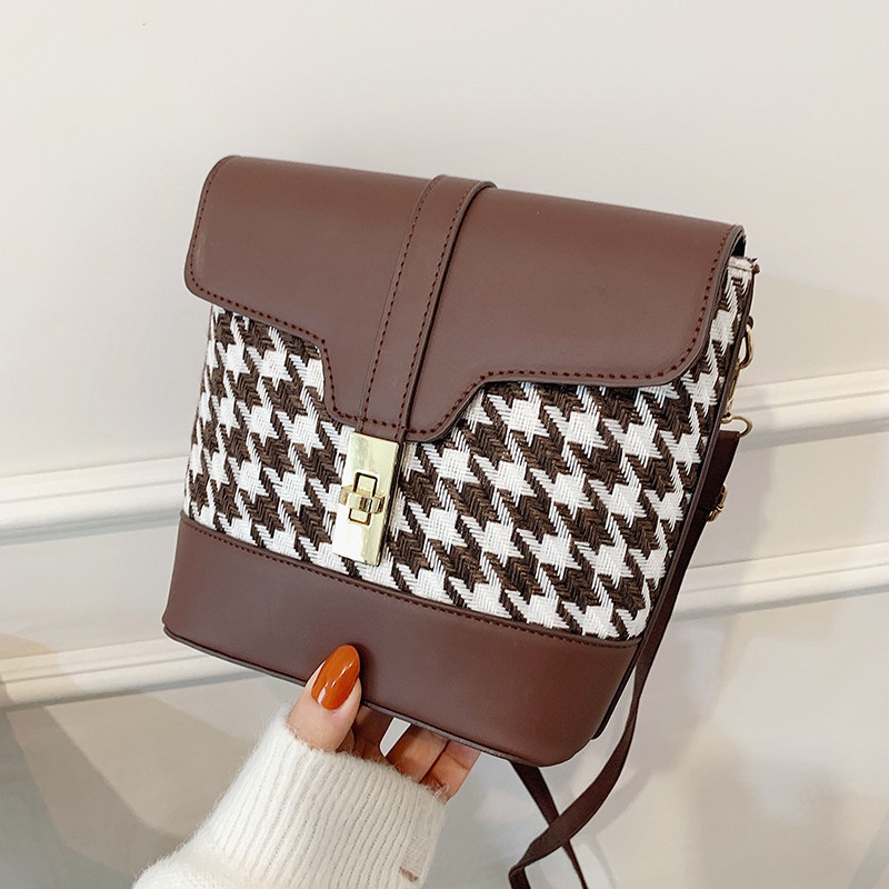 Túi đeo chéo vai thời trang phong cách Retro đơn giản 2021