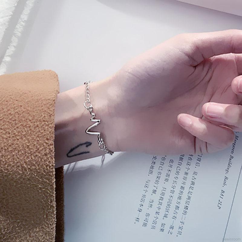 [Mã FASHIONCB232 hoàn tối đa 15K xu đơn 50K] Vòng Tay Hợp Kim Hình Nhịp Tim Xinh Xắn Cho Nữ | BigBuy360 - bigbuy360.vn