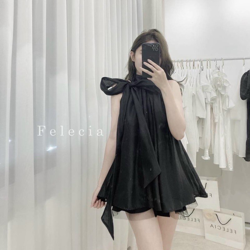 Áo lụa cổ yếm kèm dây nơ | BigBuy360 - bigbuy360.vn