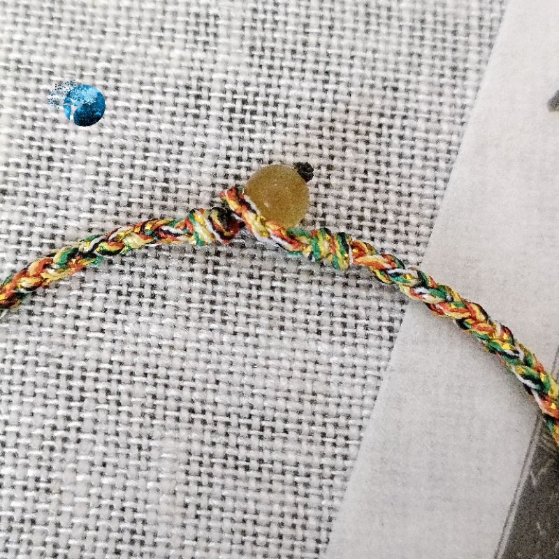 Vòng tay tết dây ngũ sắc