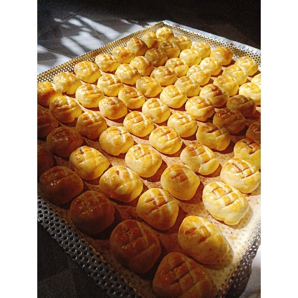 1kg bánh dứa vỏ mềm thơm bơ ăn là thích