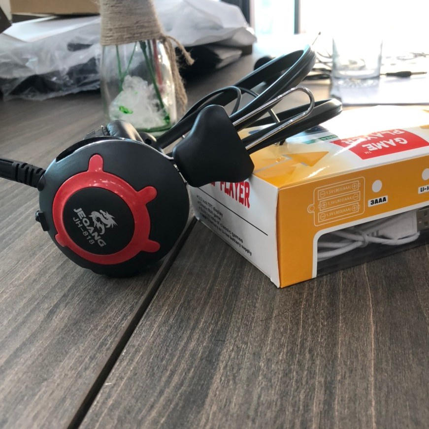 Tai nghe chụp tai game thủ có dây giá rẻ Jeqang JH 818 kèm mic -dc4415