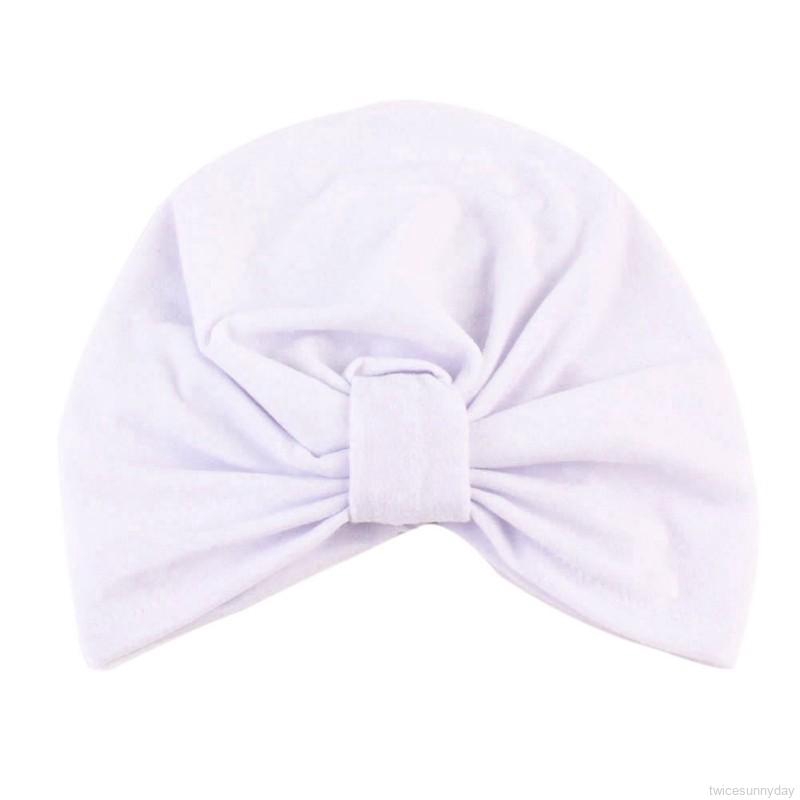 Nón trùm đầu gắn trang trí quả cầu lông xù đáng yêu dành cho các bé