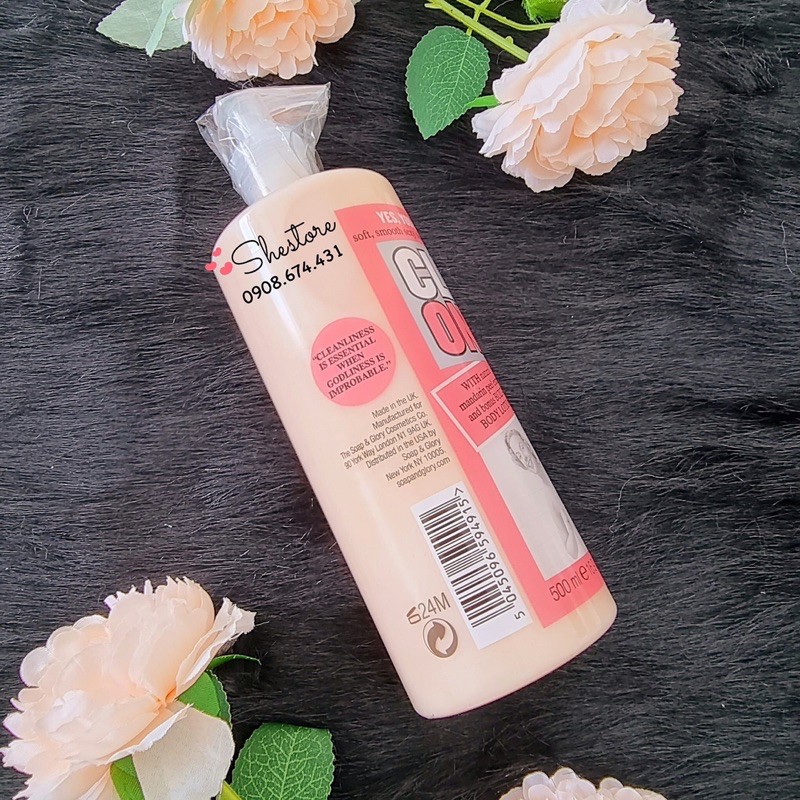 Sữa tắm Soap &amp; Glory Clean On Me Shower Gel 500ml