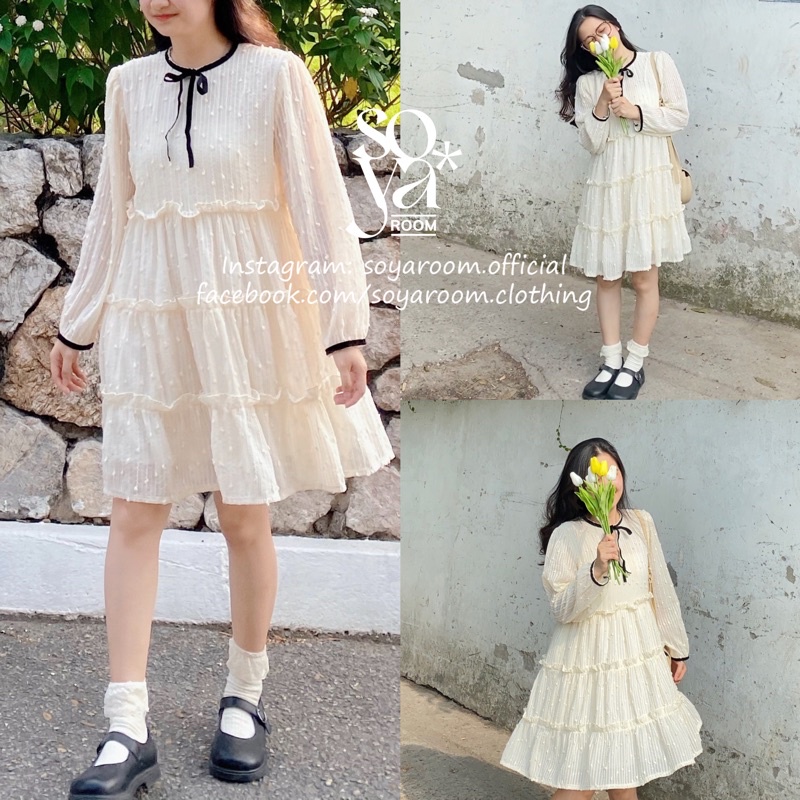 Đầm tầng xoè, cổ áo và tay áo viền nơ nhung - Sunny Dress