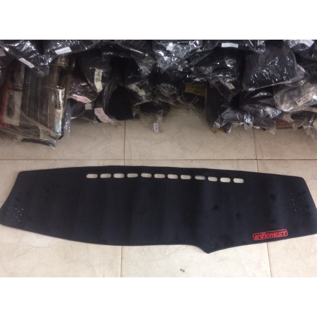 Tấm phủ taplo Ford Everest 2005 , Thảm che nắng taplo Ford Everest 2005
