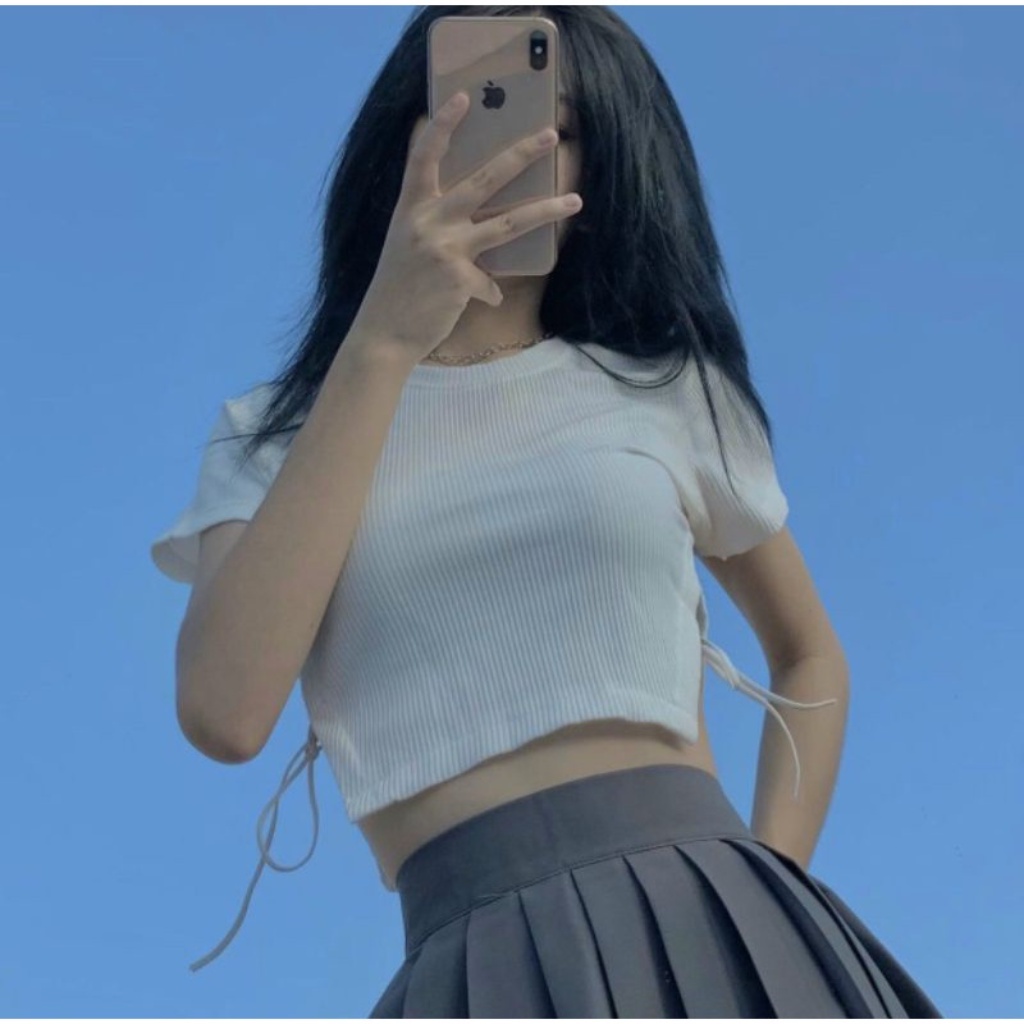Áo croptop tay ngắn xẻ tà cột dây 2 bên sexy quyến rũ
