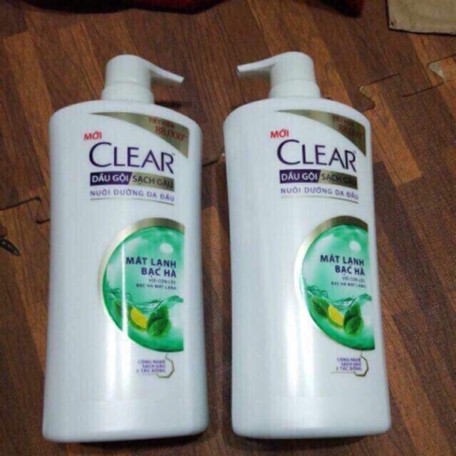 Dầu gội CLEAR mát lạnh bạc hà 900g