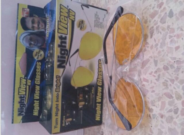 Kính nhìn trời tối