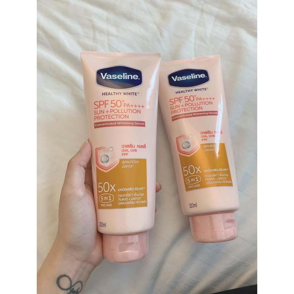 Sữa dưỡng thể Vaseline Perfect Serum 50X Tuýp 320ml