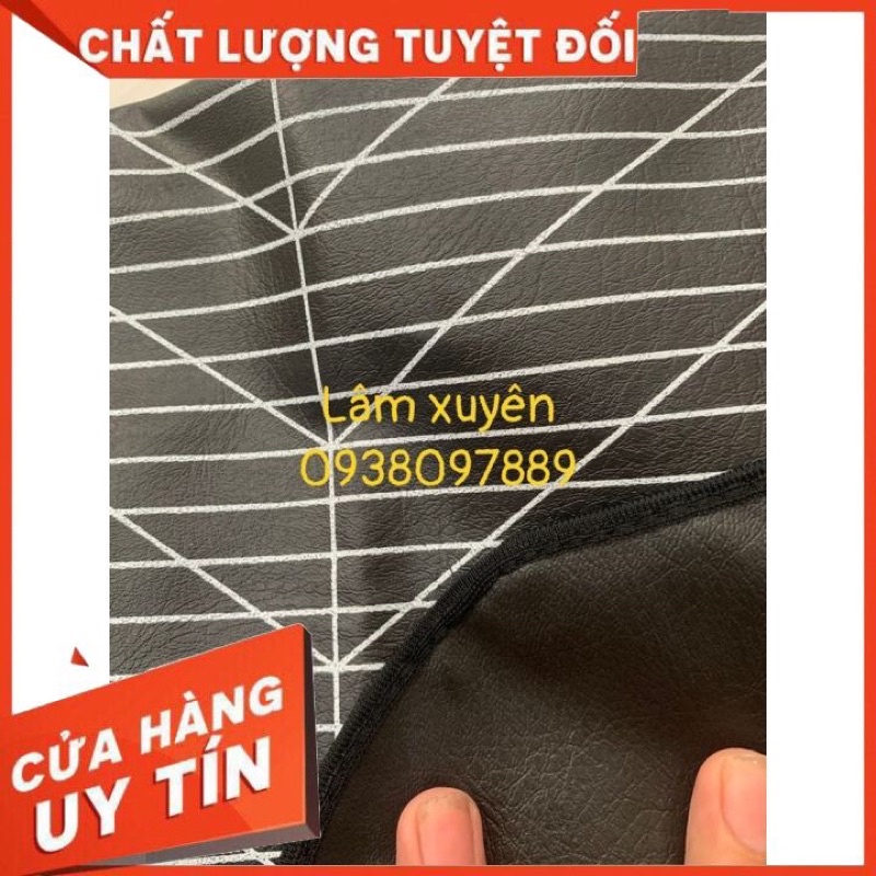 Áo choàng nhuộm tóc GIÁ RẺ khăn choàng nhuộm tóc, trên thân áo có vạch chia, có đồ dán sát, da đen không dính hóa chất