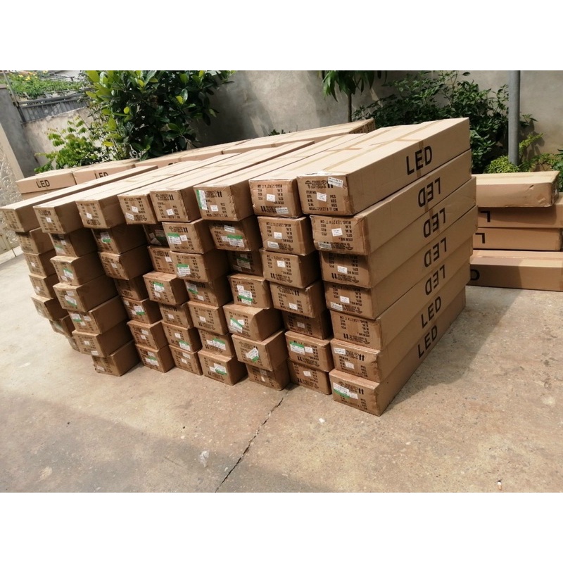 Đèn hộp thả văn phòng 36w cao cấp   , kích thước 40mm-70mm-1200mm; ĐÈN TRANG TRÍ GIÁ RẺ