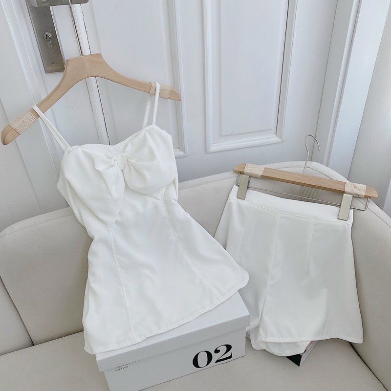 Set áo phối nơ 2 dây + quần ngắn
