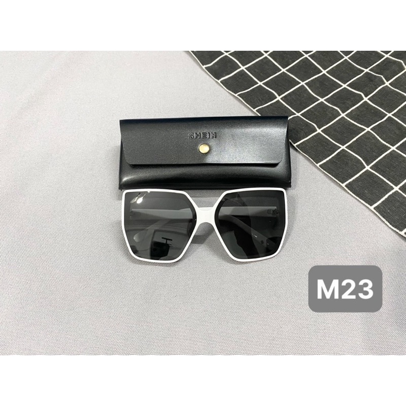 Kính Shein full box có mail mua hàng của web chính hãng