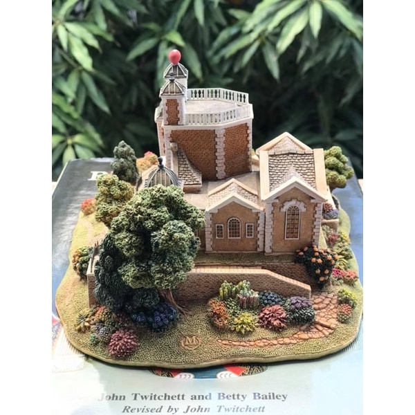 Mô hình nhà Lilliput Lane The Old Royal Observatory  sản xuất tại Anh trang trí giáng sinh, trang trí tết, phòng khách