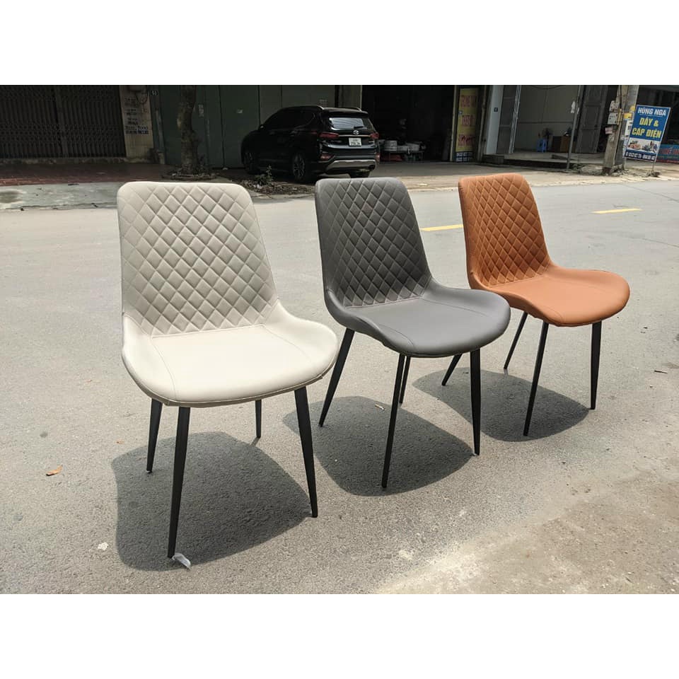 Bộ Bàn Ăn 6 Ghế Mặt Đá Ceramic Bóng Kết Hợp Ghế Nelson