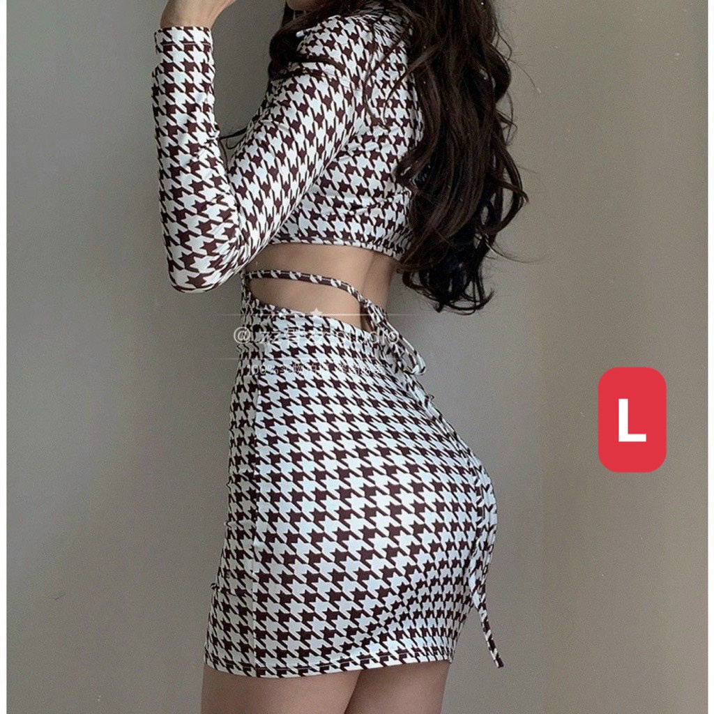 Đầm cổ bẻ tay dài hở lưng cột dây màu rằn cực hot , chất thun thái dày dặn ly