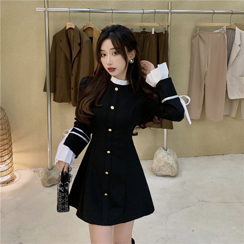 (Có sẵn) Váy của phụ nữ Pháp retro đen dài tay váy ngắn năm 2020 thu đông mới tính khí là váy mỏng eo thon