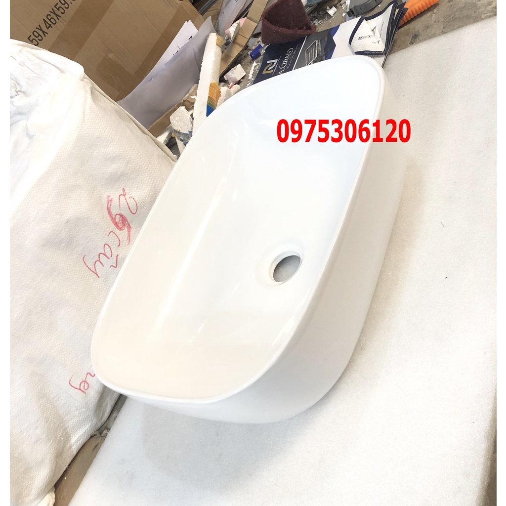 Chậu rửa mặt lavabo Đặt Bàn Đá LA42 OVAN TRẮNG, men NANO trắng sáng chống ố chống bám bẩn, la này vòi để ngoài chậu