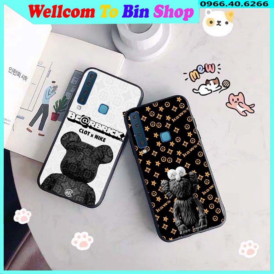 Ốp lưng Samsung Galaxy A9 2018 / A7 2018 in hình gấu bear họa tiết sắc nét, siêu bền