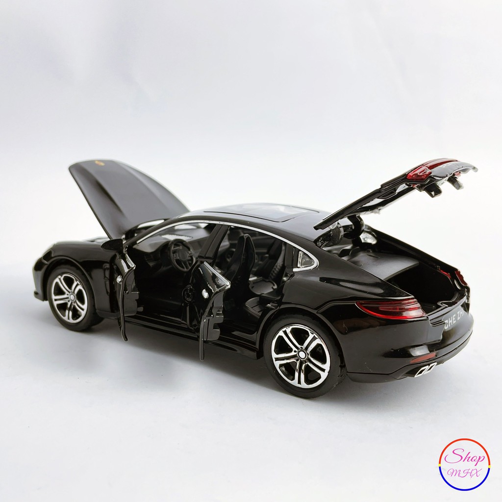 Xe mô hình sắt Porsche Panamera TẶNG KÈM BIỂN SỐ kèm đế tỉ lệ 1:32 hãng CheZhi