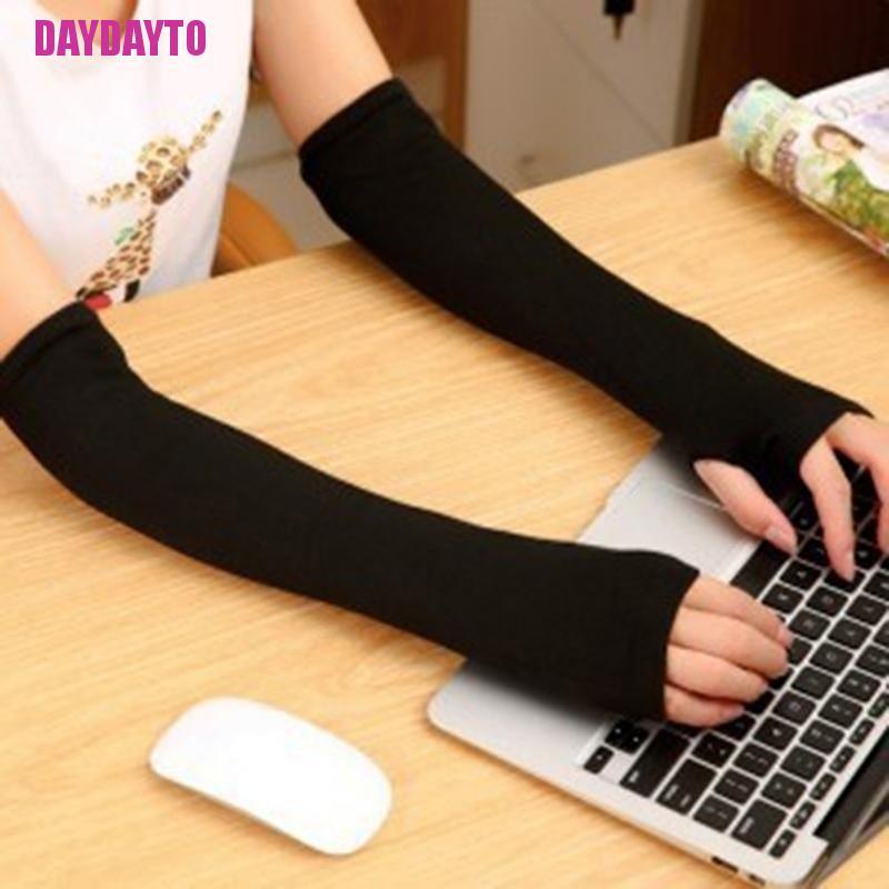 Găng Tay Dài Hở Ngón Giữ Ấm Thời Trang Cho Nữ