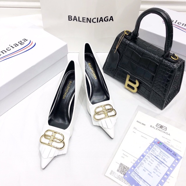 Giày cao gót bb Kỳ Duyên, Ngọc Trinh