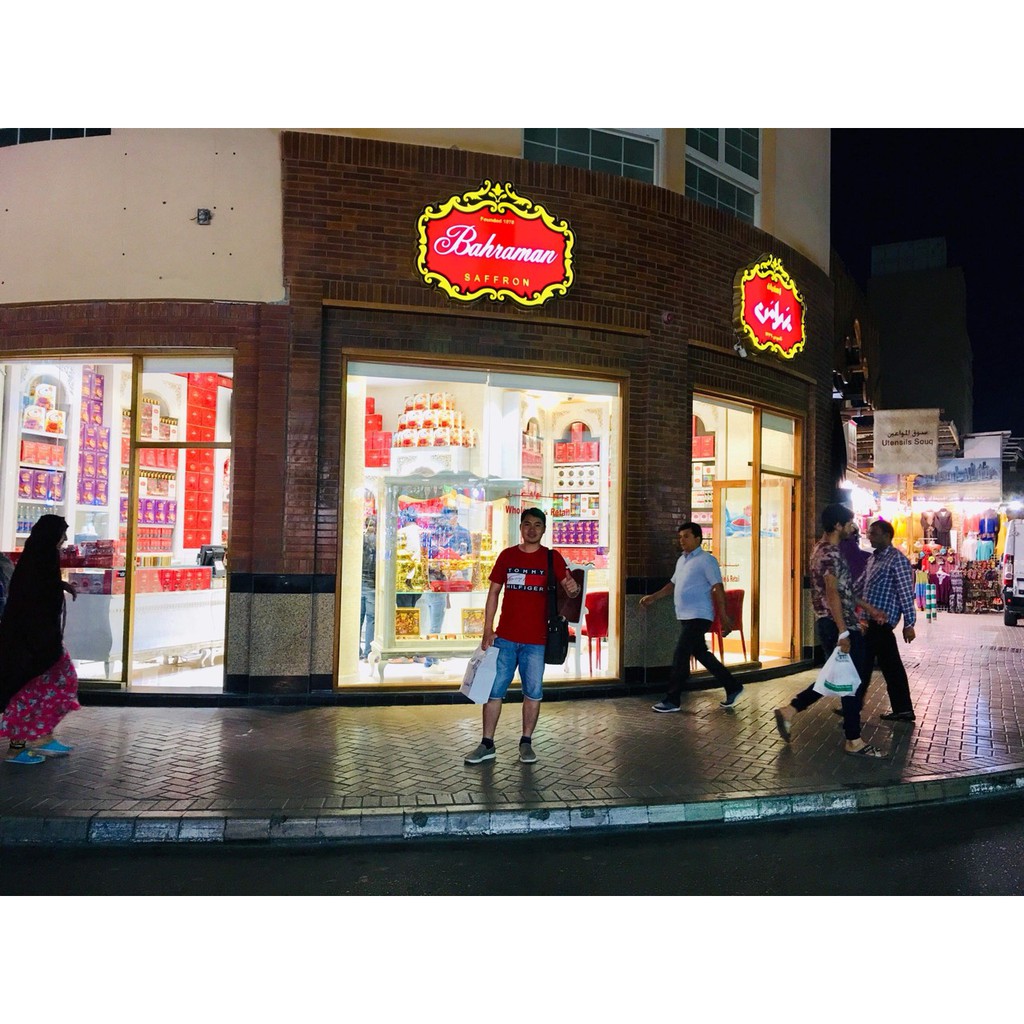 Saffron Oil - Tinh dầu Nhụy Hoa Nghệ Tây Chính Hãng Thương Hiệu Hemani Saffron Oil lọ 30ml