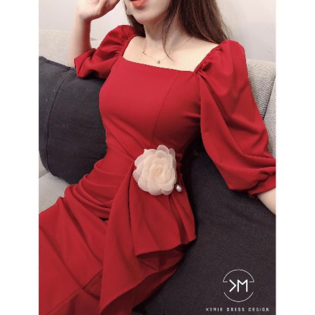 Đầm Đỏ kèm Hoa đi tiệc chuẩn hot gerl