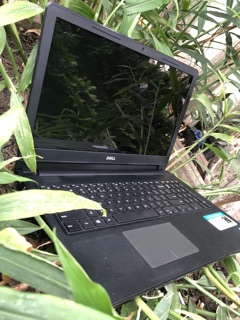 Laptop dell