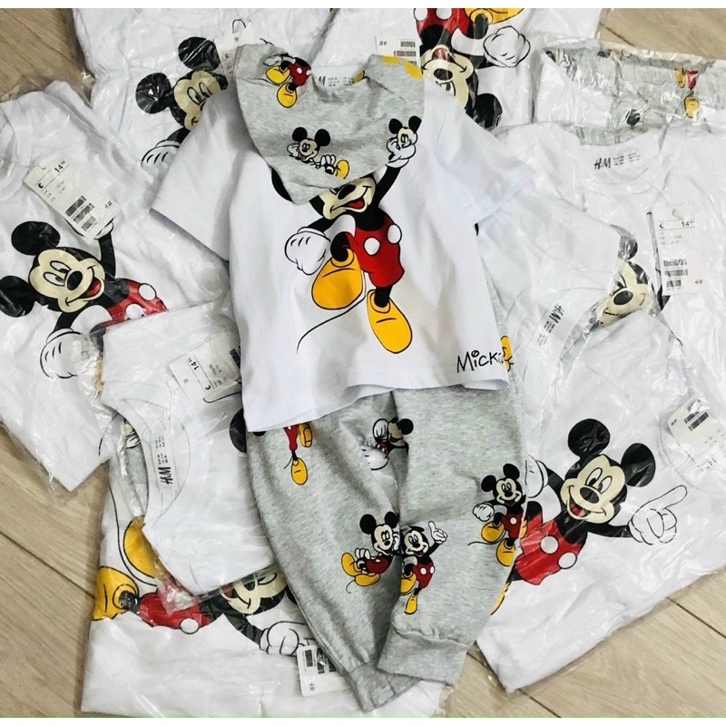 Set 3 chi tiết kèm yếm hm cho bé trai bé gái size từ 10-22 cân