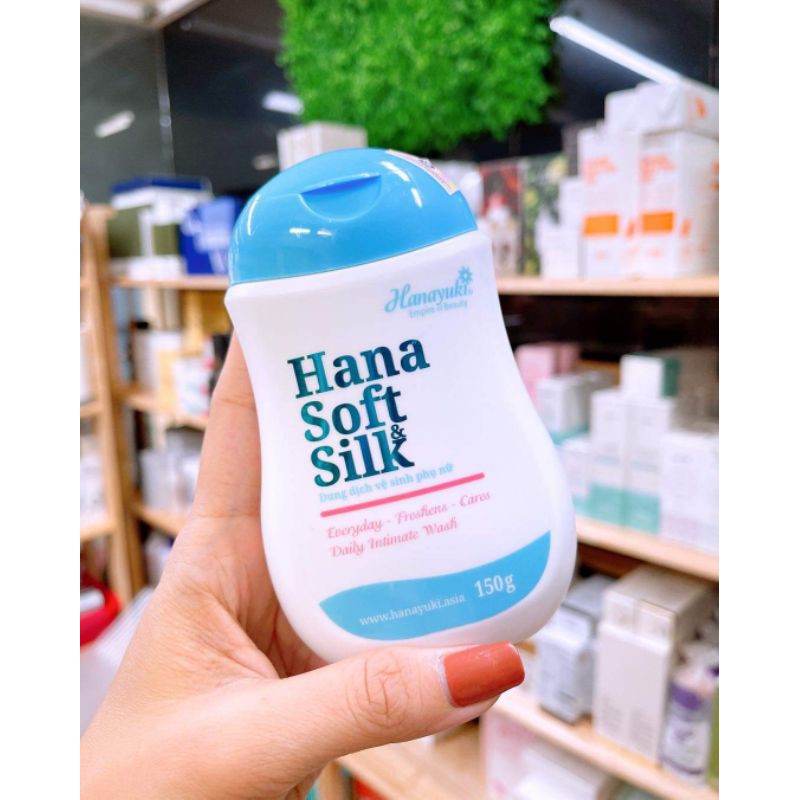 Dung dịch vệ sinh Hanayuki Soft &amp;Silk có tem chính hãng