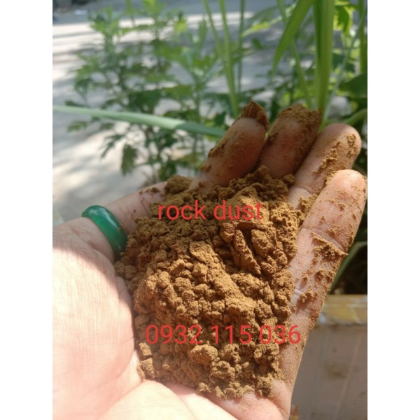Phân Khoáng Rock Dust Cung Cấp Vi Lư.ợng Cho Cây Trồng Tăng Khá.ng Lại b.ệnh Từ Nấm, S.âu Và Thời tiết Khắc Nghiệt