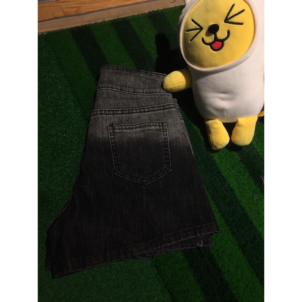 Quần short jeans nữ,Quần jeans cạp cao,Quần bò loang thời trang,khoe đường cong của các chị em phụ nữ | BigBuy360 - bigbuy360.vn
