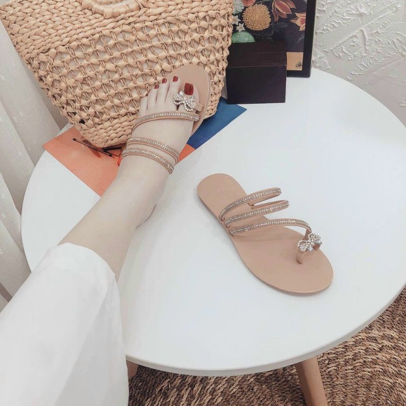 Dép kẹp bướm quai xoàn dễ thương